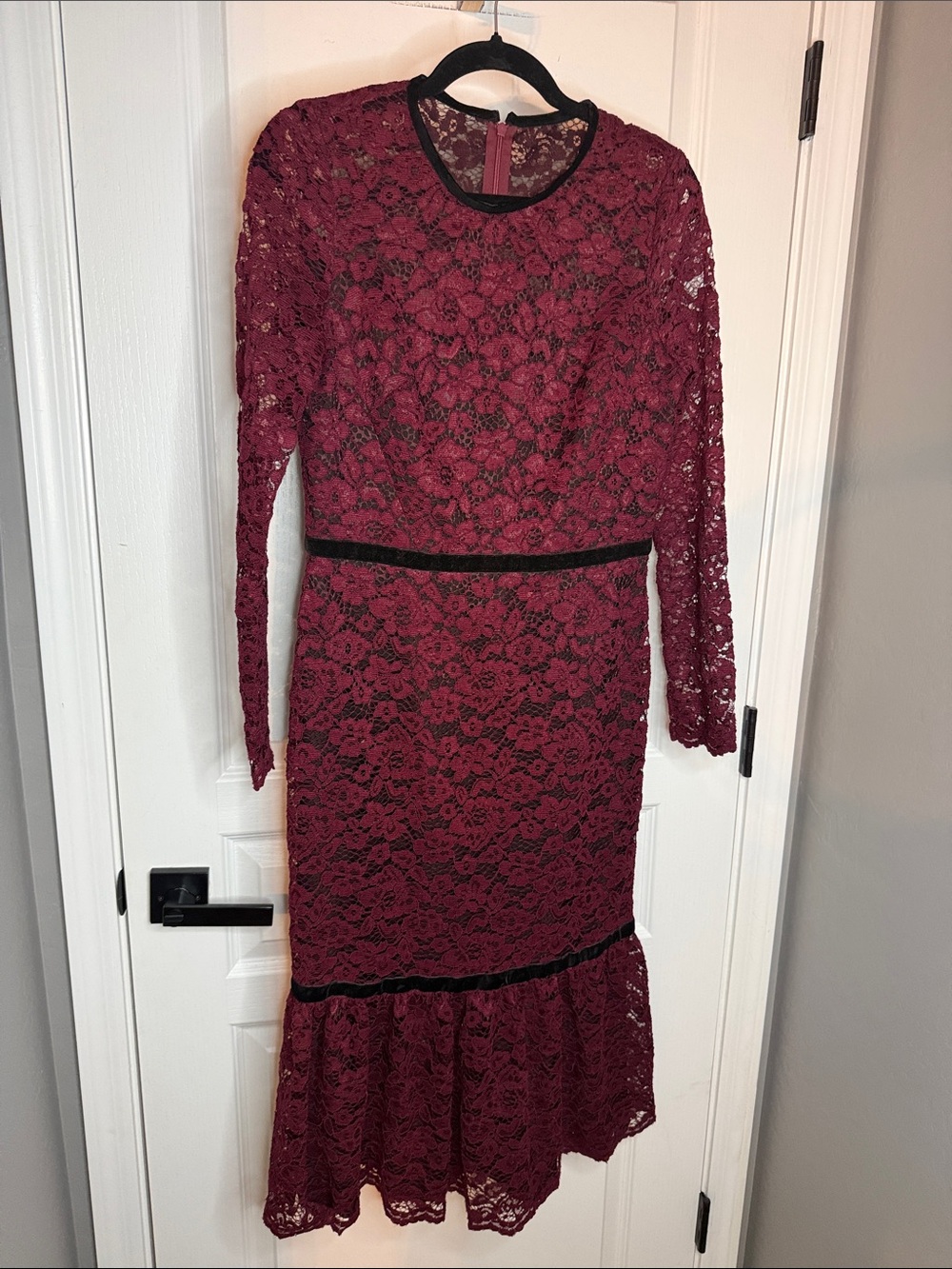Maggy London Burgundy Lace Long-Sleeve Midi Dress with Black Trim - Picture 5 of 11